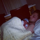 In het ziekenhuis Na de bevalling mochten we met zijn 3en in een kamer slapen in de ziekenhuis.. 
Wat een bijzondere dag was dat! Om nooit te vergeten