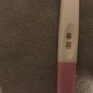 zwanger Ook ik sluit me hier aan! Ik ben nu 4 dagen over tijd en mijn testen zijn positief! Echt een dikke vette streep! Als ik het zelf bereken dan zal het begin december geboren worden. Wij hebben al een zoontje van 17 maanden rond lopen. 